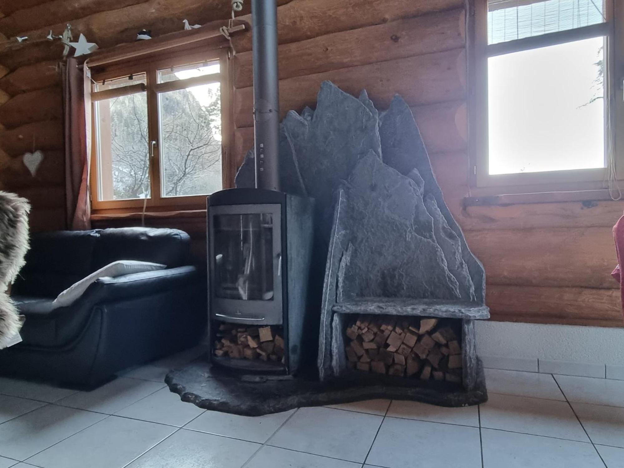 Le Gite De Briey Chalais Exterior photo